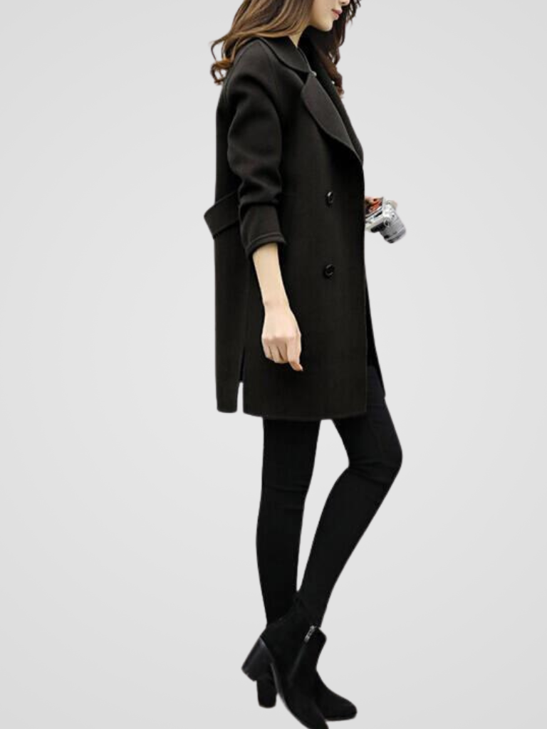 June | Pol | Elegant Coat