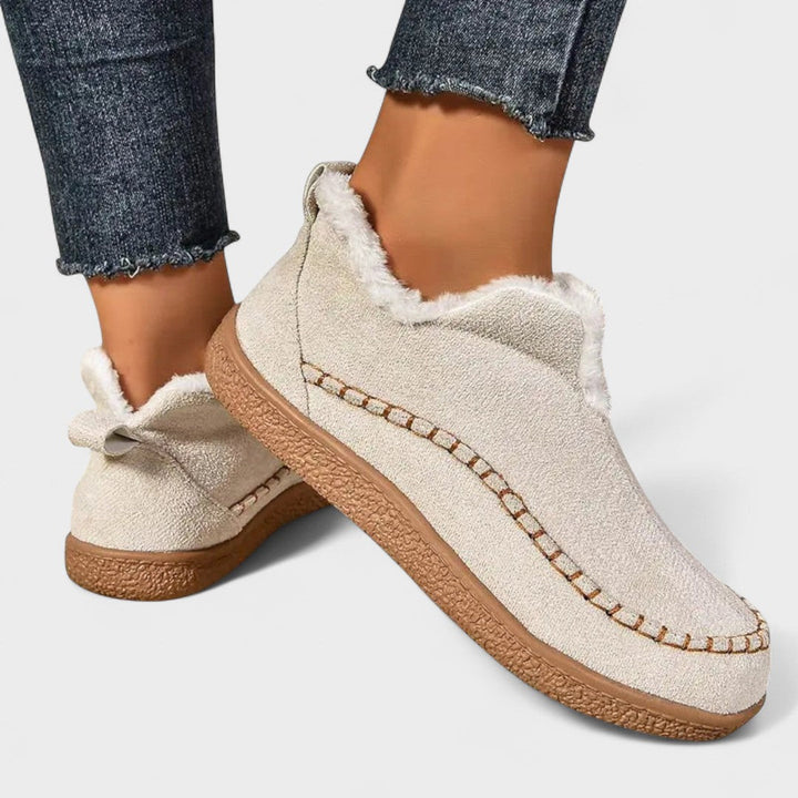 Kira | Northern Lights Slipper