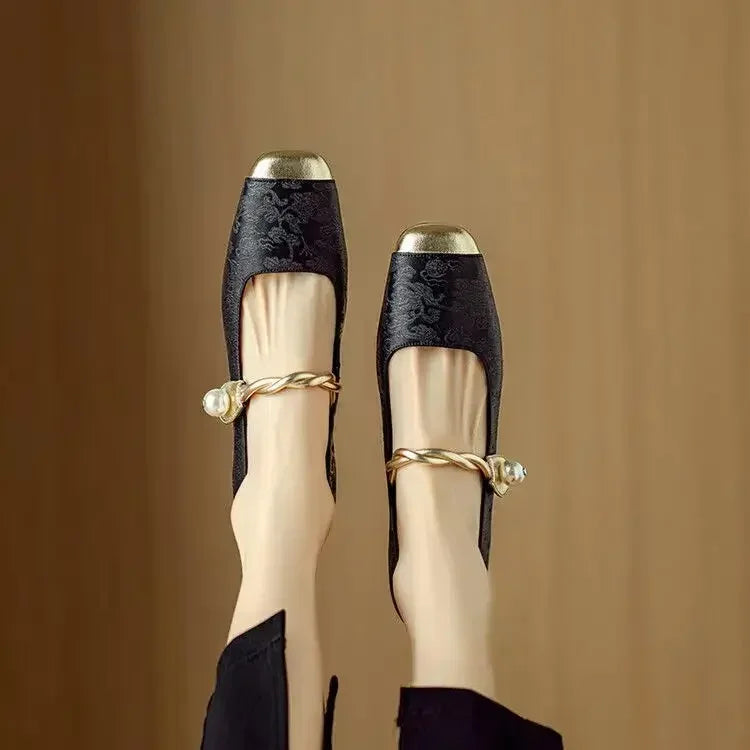 Averlinea | Elegant Mary Jane Shoes
