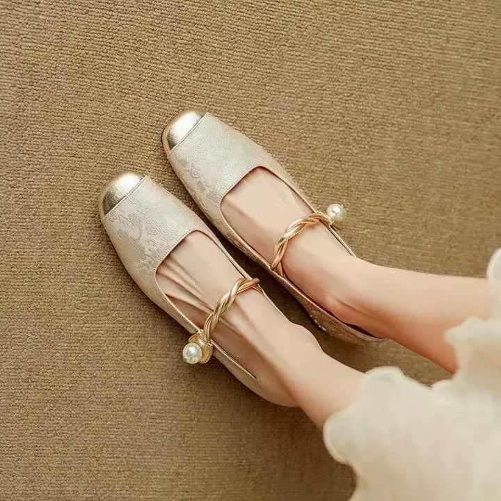 Averlinea | Elegant Mary Jane Shoes